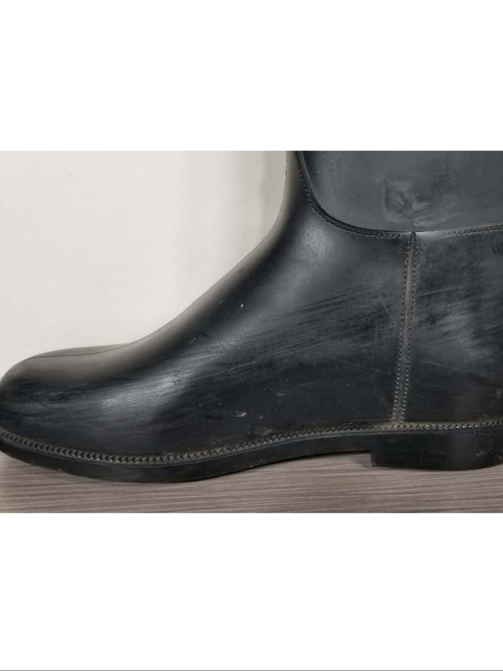 Burberry Knee High Belted Equestrian Rain Boots, Black, Womens Size 5 US / 35 - Picture 11 of 11